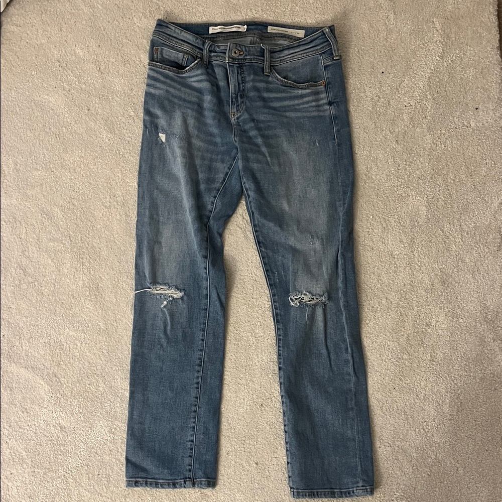 Women’s Blue Distressed Jeans